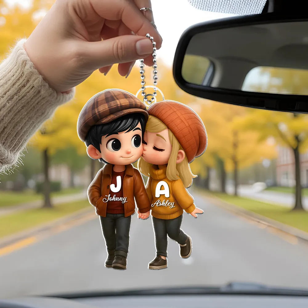 Personalized Mini Figure Keychains: Small Gift, Big Meaning