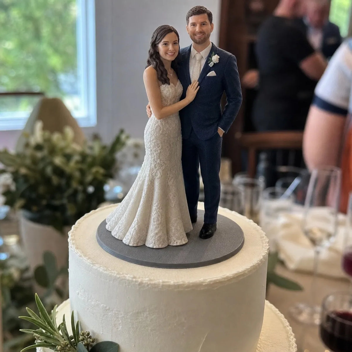 Wedding cake topper figurine from photo with clean bride and groom display – AI-generated concept rendering